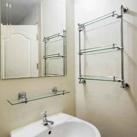 Flame Tree Residence , City Center & Close To Beach Cozy Apartment Hua Hin Exterior photo