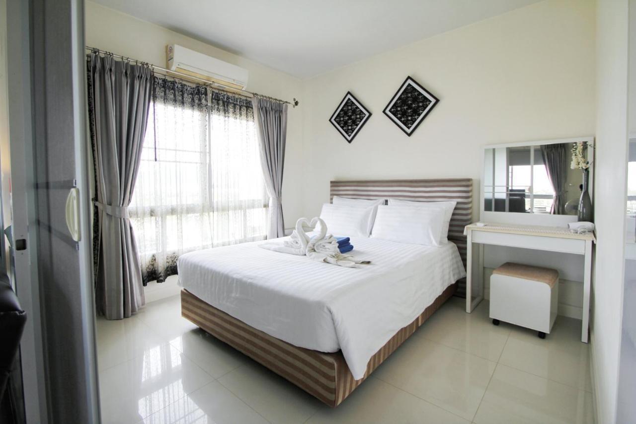 อพาร์ทเม้น Flame Tree , Center & Close To Cozy หัวหิน
